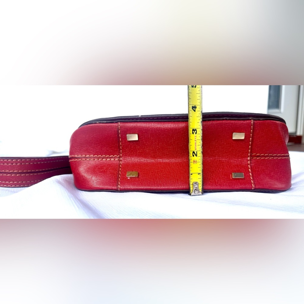 Jones New York Red Faux Leather Shoulder Purse w/Gold Accents - Picture 10 of 10